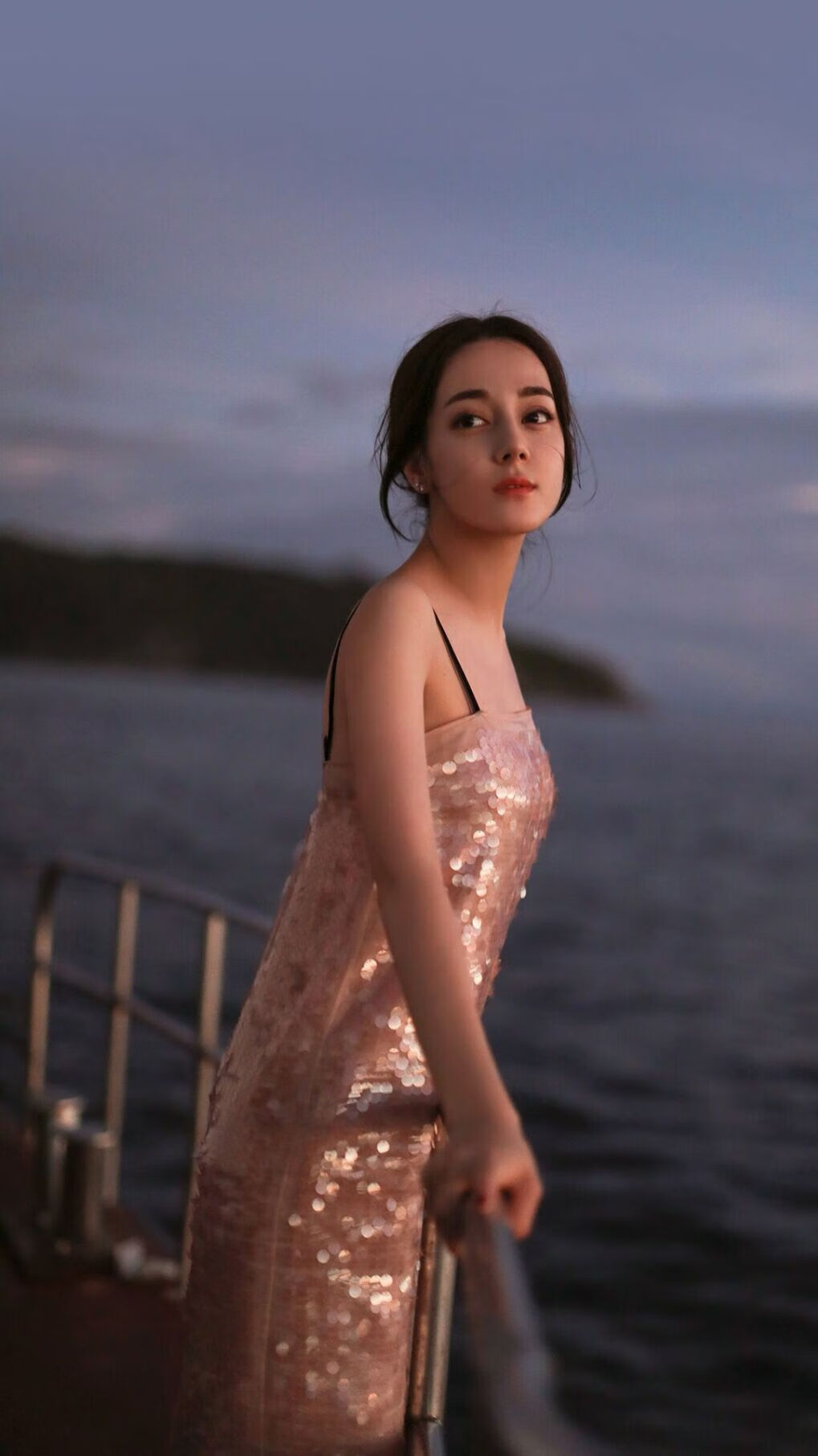 爱游戏体育官方网站-以“足球+文化”推动城市文化建设，打造城市新名片，足球文化主题绘画