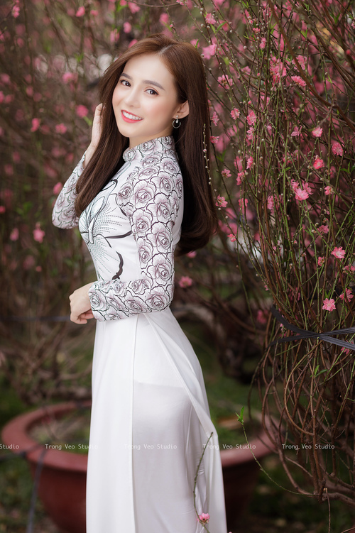 AYX体育-凯尔特人主场击退猛龙，凯尔特人vs猛龙全场回放